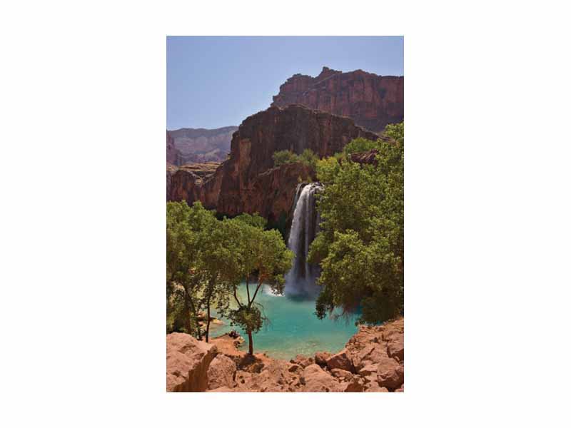 High concentrations of dissolved lime make the water of Havasu Falls appear turquoise.